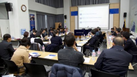“难民研究·政策”研讨会在韩召开