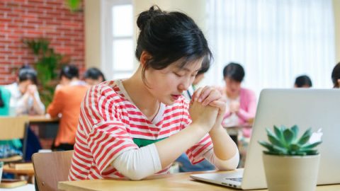 不住地祷告是指什么?我们为什么要不住地祷告