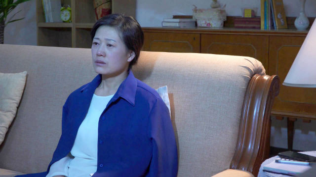 哭泣的基督徒图片