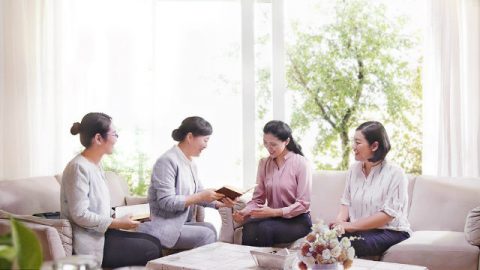 基督徒聚会看神的话